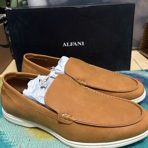 🙋‍♀️ NWT Alfani Men’s Loafers